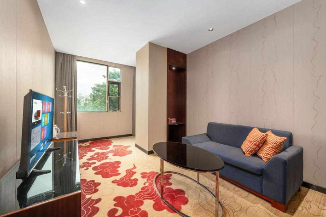Mizparton Hotel South Qianjin Road Heshan  المظهر الخارجي الصورة